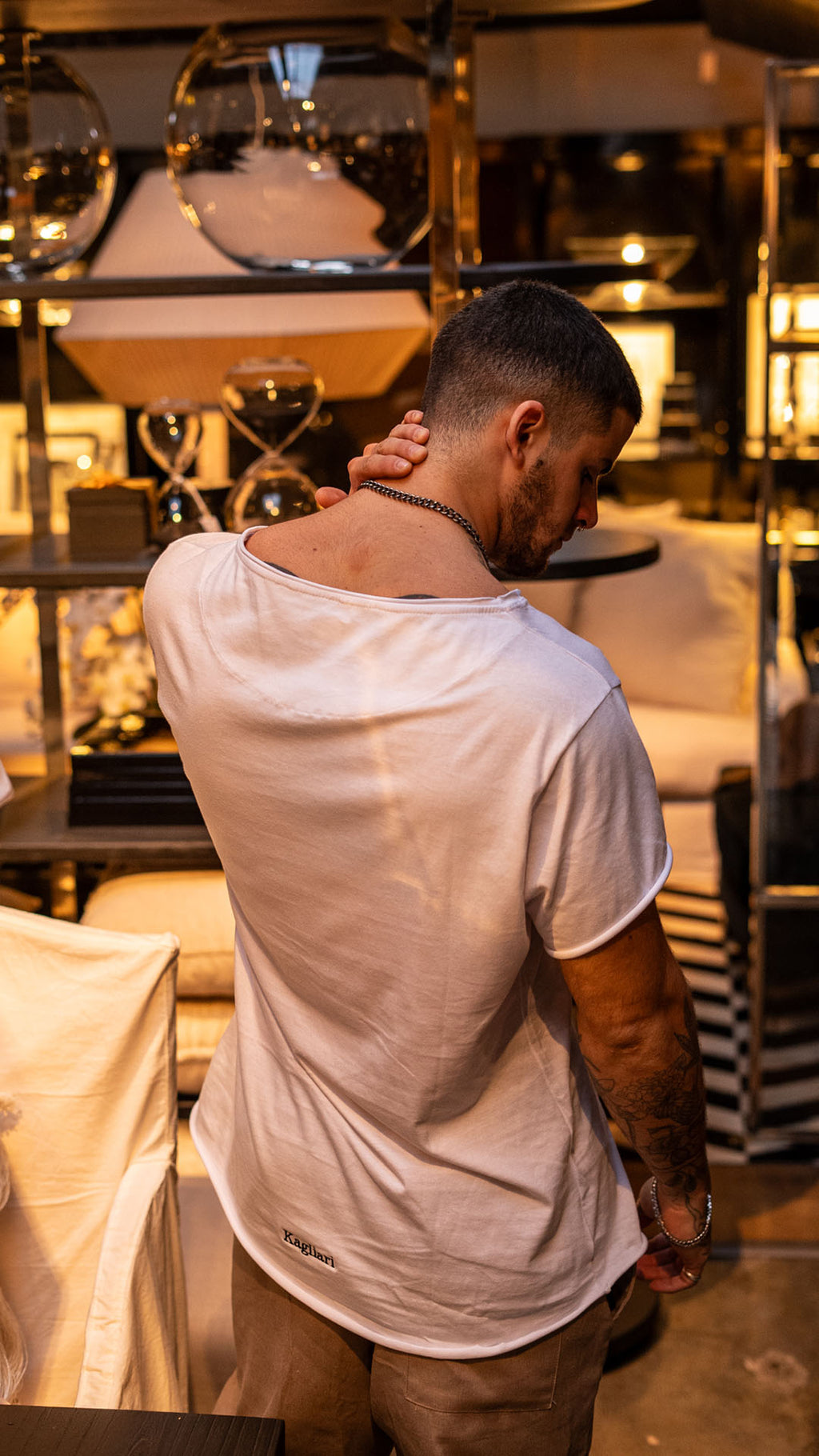 Camiseta Ibiza cuello amplio || White Center Rose