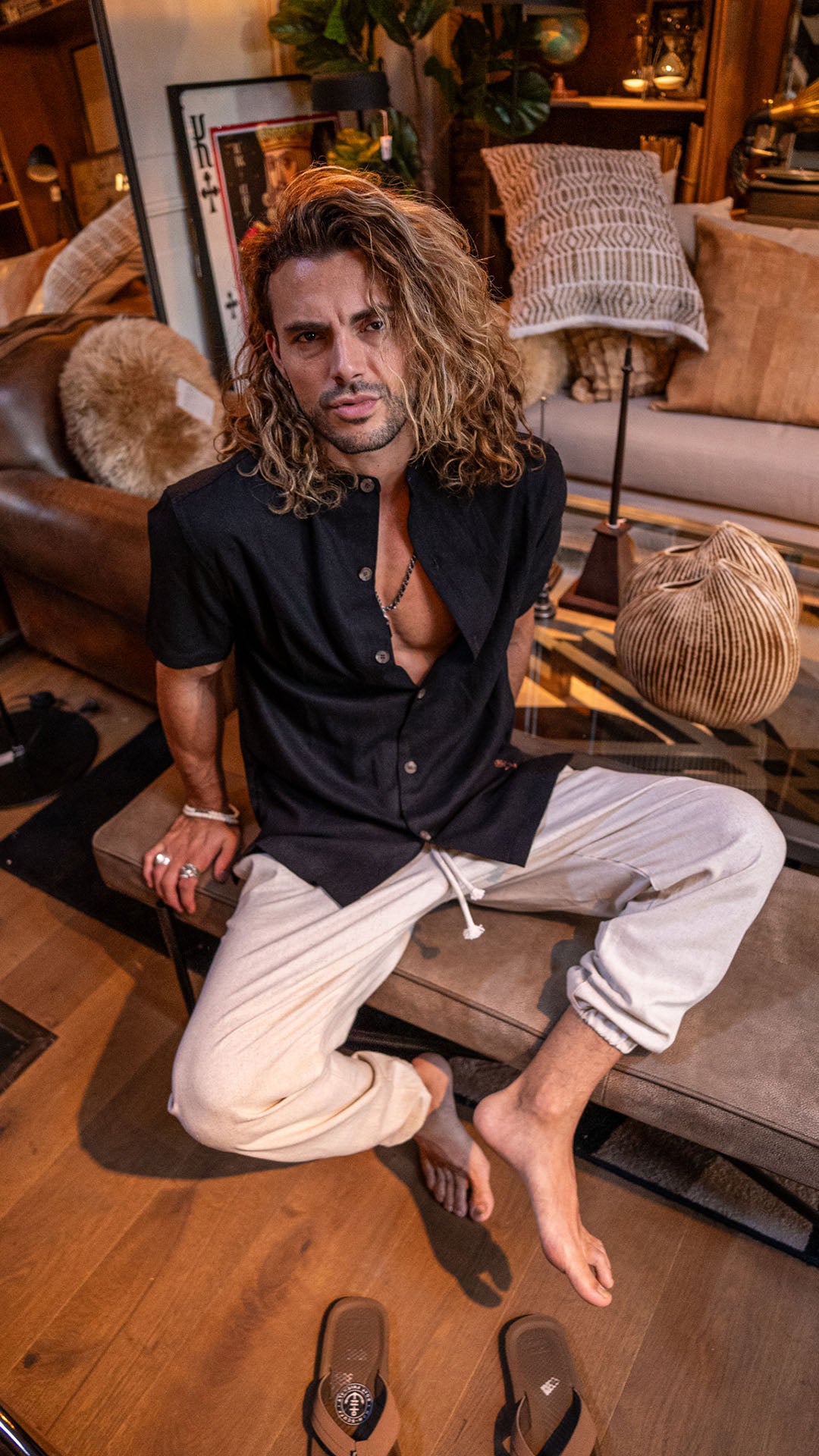 Camisa de lino cuello mao Black Bronze