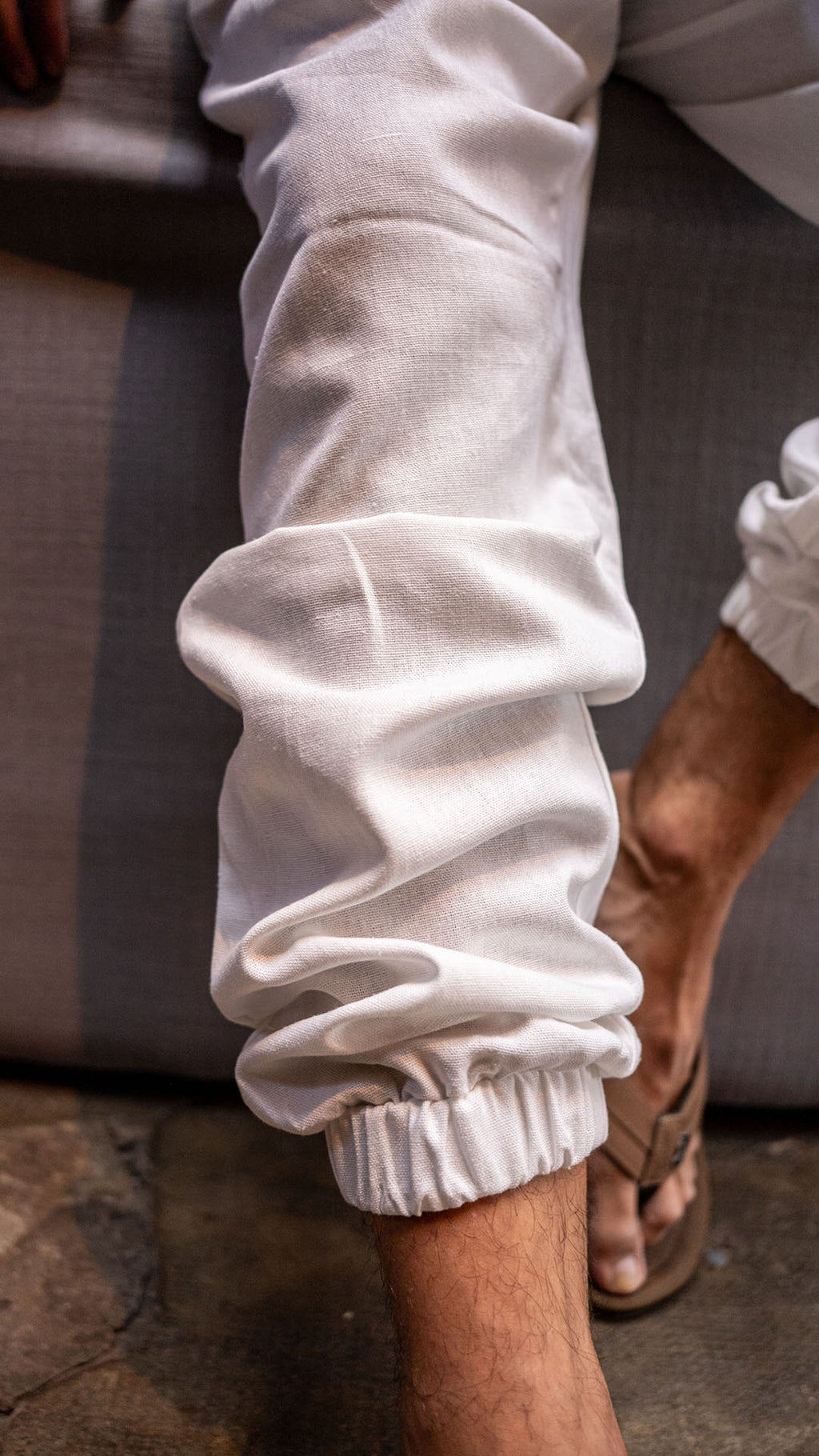 Pantalon de lino Ibiza jazmin con bajo elastico